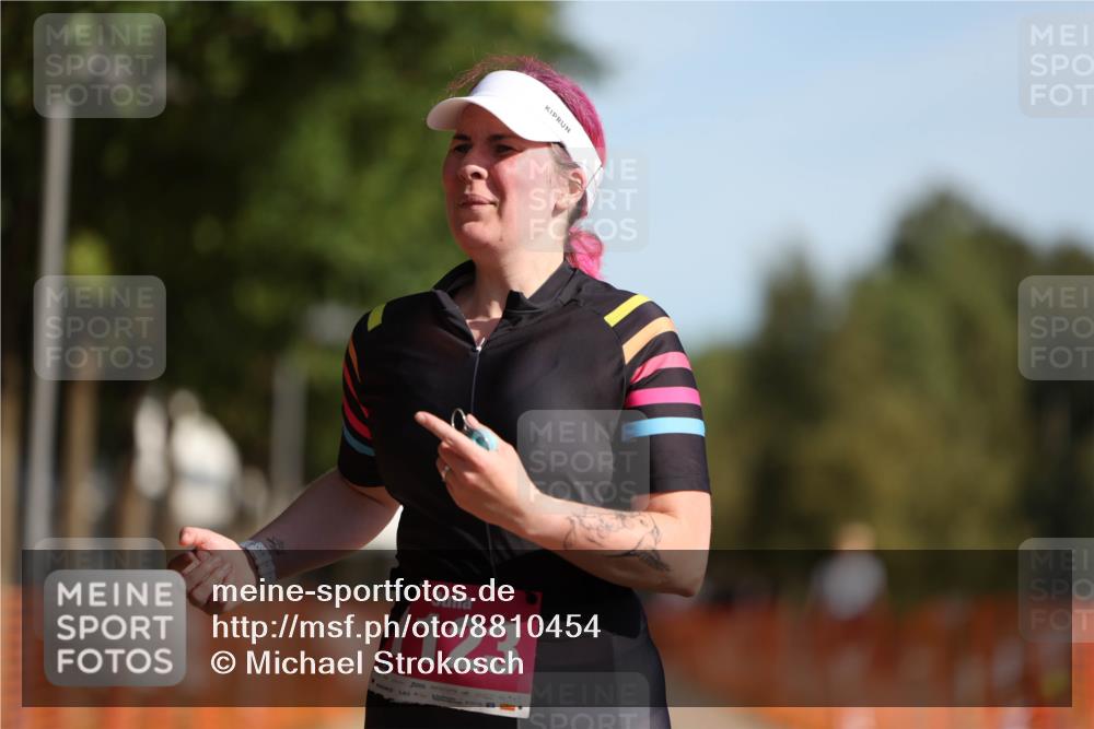 07.09.2025 - 19. Norderstedt Triathlon Michael Strokosch http://msf.ph/oto/8810454 07.09.2025 10:40:26 Laufen 645, 1123 meine-sportfotos.de