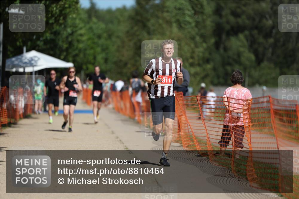 07.09.2025 - 19. Norderstedt Triathlon Michael Strokosch http://msf.ph/oto/8810464 07.09.2025 12:48:45 Laufen 1311 meine-sportfotos.de