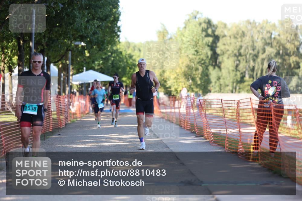 07.09.2025 - 19. Norderstedt Triathlon Michael Strokosch http://msf.ph/oto/8810483 07.09.2025 16:15:43 Laufen 523, 1405, 1538 meine-sportfotos.de