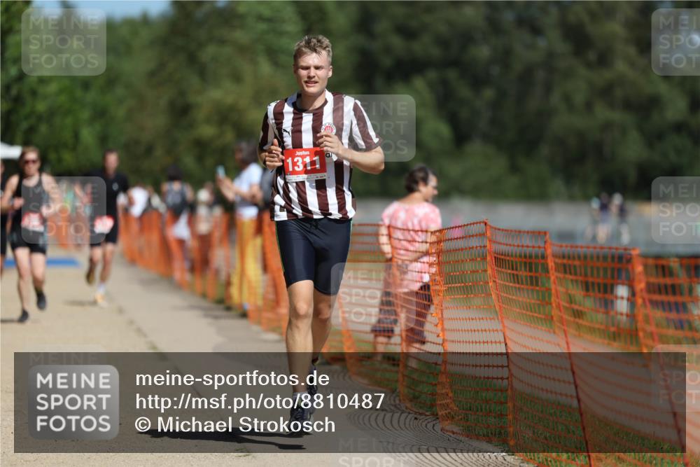 07.09.2025 - 19. Norderstedt Triathlon Michael Strokosch http://msf.ph/oto/8810487 07.09.2025 12:48:47 Laufen 1212, 1311 meine-sportfotos.de