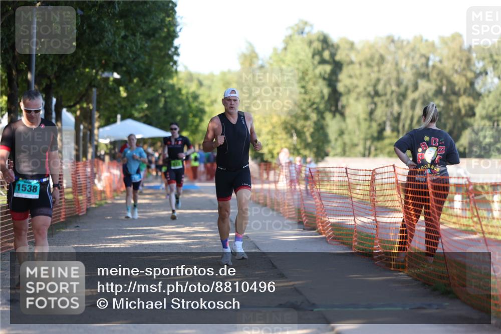 07.09.2025 - 19. Norderstedt Triathlon Michael Strokosch http://msf.ph/oto/8810496 07.09.2025 16:15:44 Laufen 430, 523, 1405, 1538 meine-sportfotos.de