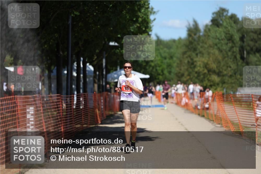 07.09.2025 - 19. Norderstedt Triathlon Michael Strokosch http://msf.ph/oto/8810517 07.09.2025 13:26:16 Laufen 150, 337 meine-sportfotos.de