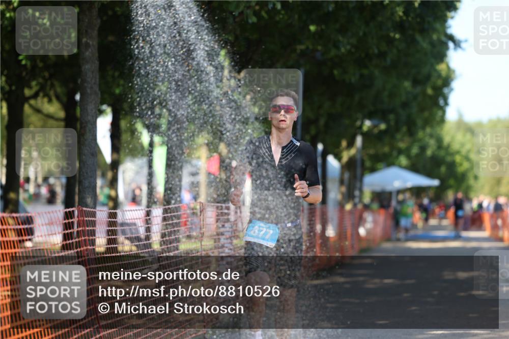 07.09.2025 - 19. Norderstedt Triathlon Michael Strokosch http://msf.ph/oto/8810526 07.09.2025 15:18:25 Laufen 877, 1027 meine-sportfotos.de