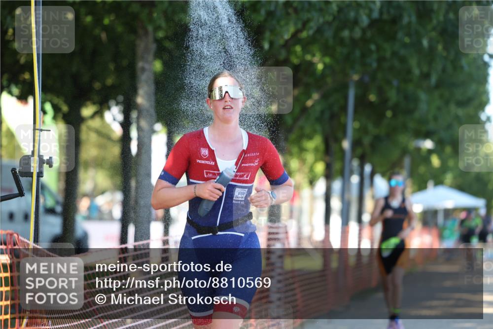 07.09.2025 - 19. Norderstedt Triathlon Michael Strokosch http://msf.ph/oto/8810569 07.09.2025 16:15:57 Laufen 459, 1498, 1587 meine-sportfotos.de