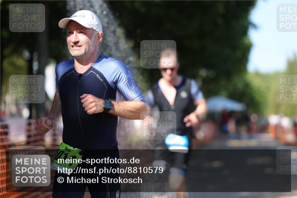07.09.2025 - 19. Norderstedt Triathlon Michael Strokosch http://msf.ph/oto/8810579 07.09.2025 15:18:44 Laufen 410 meine-sportfotos.de