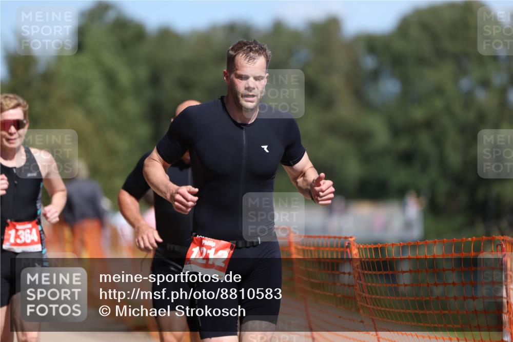 07.09.2025 - 19. Norderstedt Triathlon Michael Strokosch http://msf.ph/oto/8810583 07.09.2025 12:48:55 Laufen 1212, 1342, 1364 meine-sportfotos.de