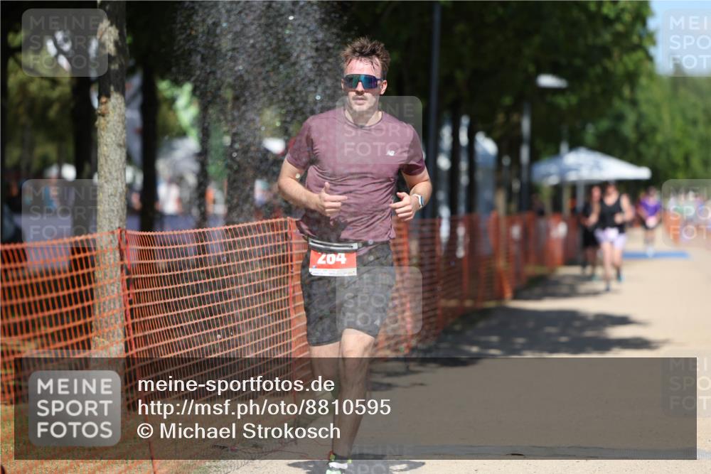 07.09.2025 - 19. Norderstedt Triathlon Michael Strokosch http://msf.ph/oto/8810595 07.09.2025 13:26:29 Laufen 264 meine-sportfotos.de