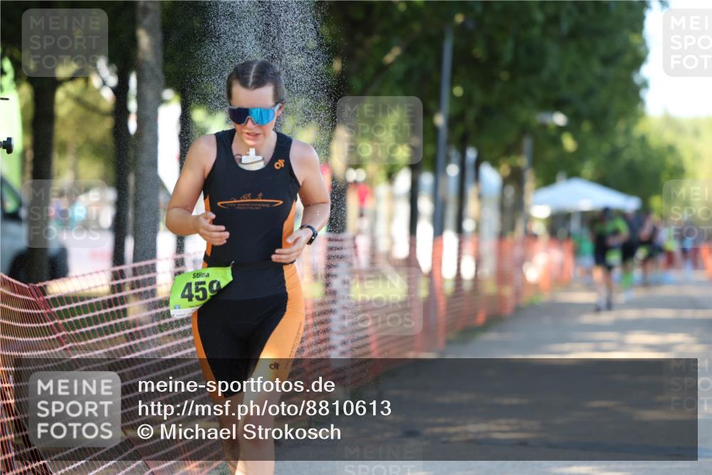07.09.2025 - 19. Norderstedt Triathlon Michael Strokosch http://msf.ph/oto/8810613 07.09.2025 16:16:00 Laufen 459, 1498, 1587, 1624 meine-sportfotos.de