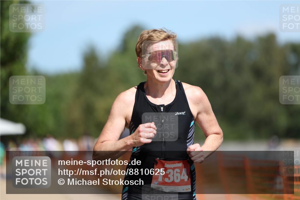 07.09.2025 - 19. Norderstedt Triathlon Michael Strokosch http://msf.ph/oto/8810625 07.09.2025 12:48:57 Laufen 1212, 1342, 1364 meine-sportfotos.de