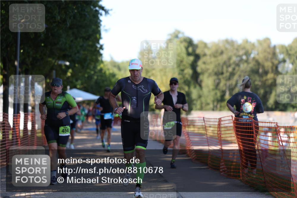 07.09.2025 - 19. Norderstedt Triathlon Michael Strokosch http://msf.ph/oto/8810678 07.09.2025 16:16:10 Laufen 414, 454, 868, 1070, 1591, 1604, 1624 meine-sportfotos.de