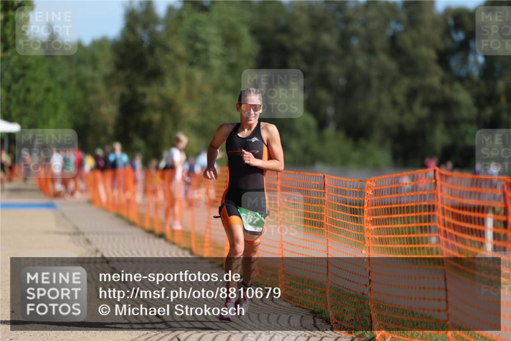 07.09.2025 - 19. Norderstedt Triathlon Michael Strokosch http://msf.ph/oto/8810679 07.09.2025 10:41:05 Laufen 687 meine-sportfotos.de