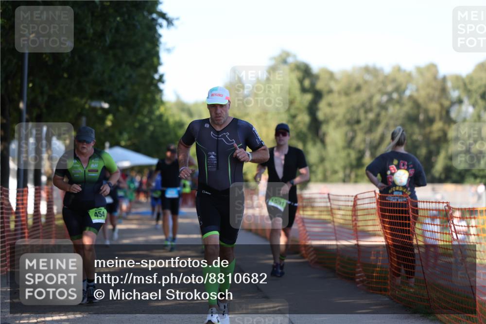 07.09.2025 - 19. Norderstedt Triathlon Michael Strokosch http://msf.ph/oto/8810682 07.09.2025 16:16:10 Laufen 414, 454, 868, 1070, 1591, 1604, 1624 meine-sportfotos.de