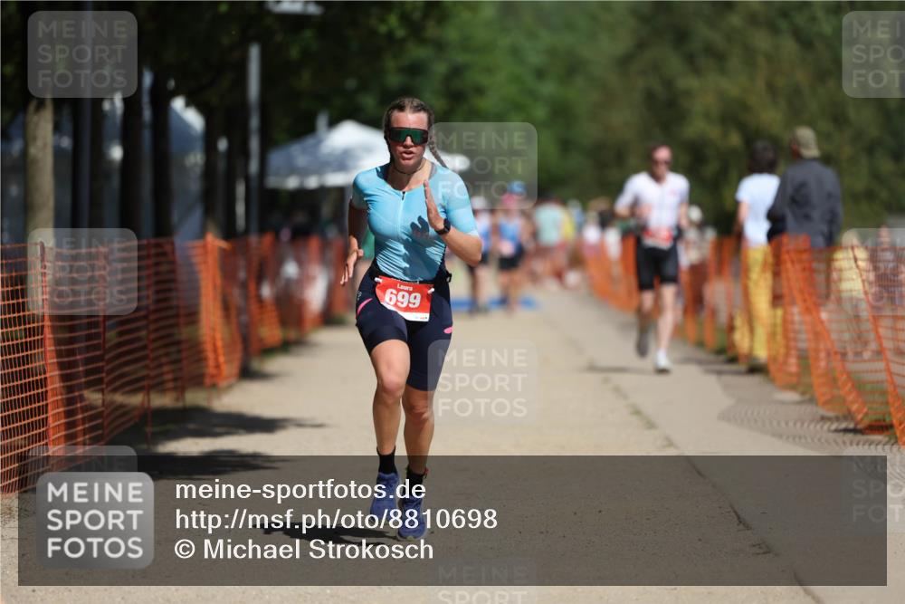 07.09.2025 - 19. Norderstedt Triathlon Michael Strokosch http://msf.ph/oto/8810698 07.09.2025 12:49:11 Laufen 699 meine-sportfotos.de