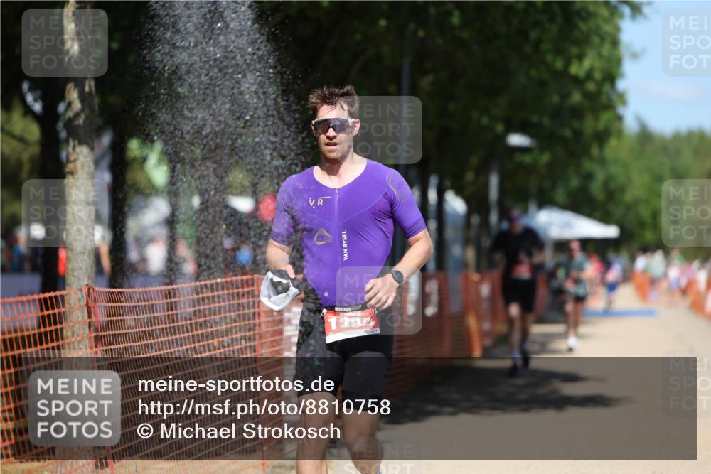 07.09.2025 - 19. Norderstedt Triathlon Michael Strokosch http://msf.ph/oto/8810758 07.09.2025 13:26:49 Laufen 177, 1388 meine-sportfotos.de