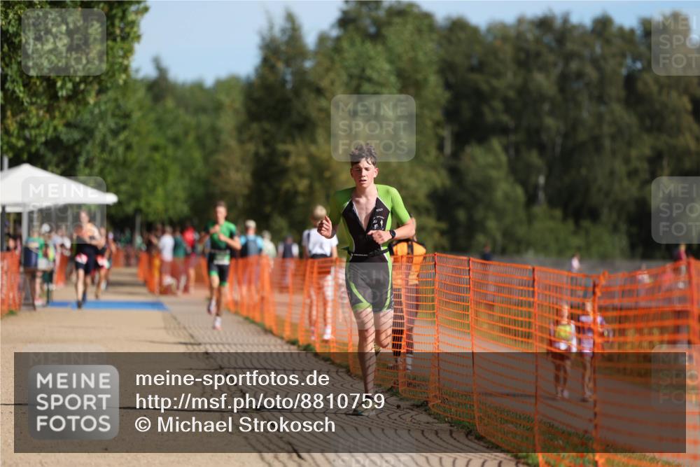 07.09.2025 - 19. Norderstedt Triathlon Michael Strokosch http://msf.ph/oto/8810759 07.09.2025 10:41:26 Laufen 655 meine-sportfotos.de