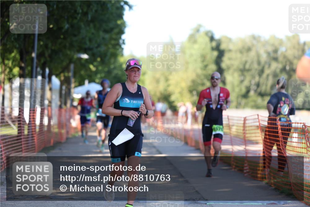 07.09.2025 - 19. Norderstedt Triathlon Michael Strokosch http://msf.ph/oto/8810763 07.09.2025 16:16:21 Laufen 414, 882, 1486, 1565, 1570 meine-sportfotos.de