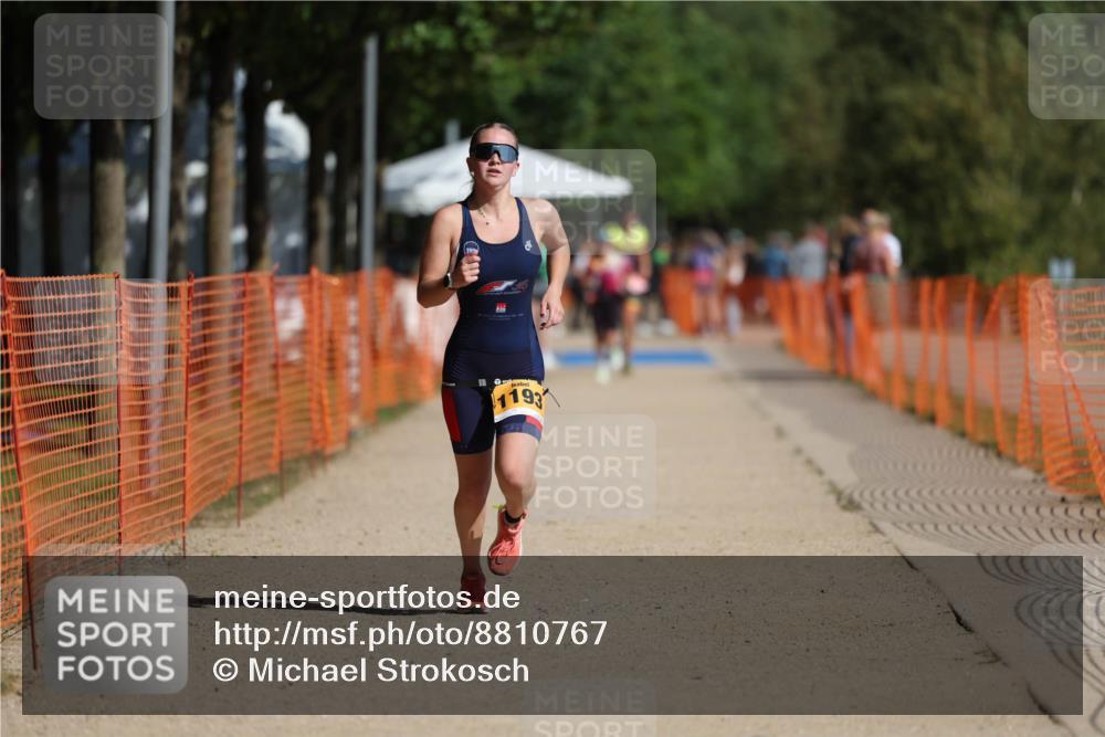 07.09.2025 - 19. Norderstedt Triathlon Michael Strokosch http://msf.ph/oto/8810767 07.09.2025 11:39:40 Laufen 1156, 1193 meine-sportfotos.de