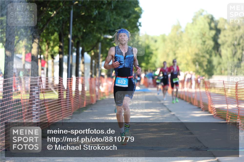 07.09.2025 - 19. Norderstedt Triathlon Michael Strokosch http://msf.ph/oto/8810779 07.09.2025 16:16:25 Laufen 416, 499, 882, 1486, 1497, 1570, 1571 meine-sportfotos.de