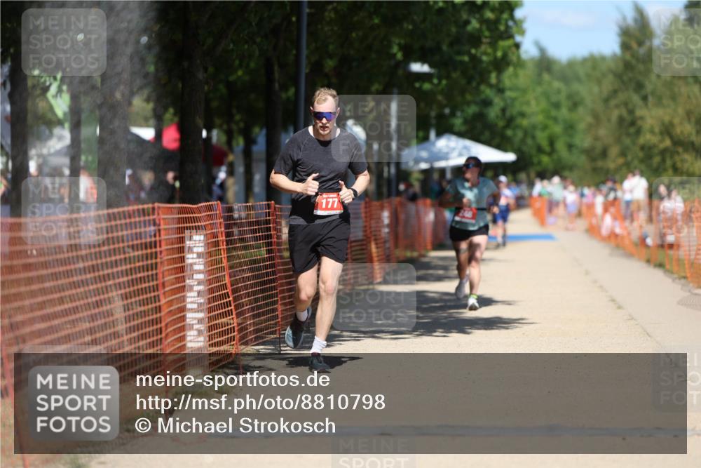07.09.2025 - 19. Norderstedt Triathlon Michael Strokosch http://msf.ph/oto/8810798 07.09.2025 13:26:53 Laufen 177, 248, 1388 meine-sportfotos.de