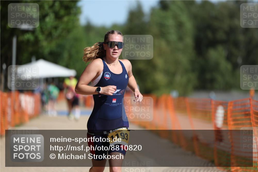 07.09.2025 - 19. Norderstedt Triathlon Michael Strokosch http://msf.ph/oto/8810820 07.09.2025 11:39:42 Laufen 1193 meine-sportfotos.de
