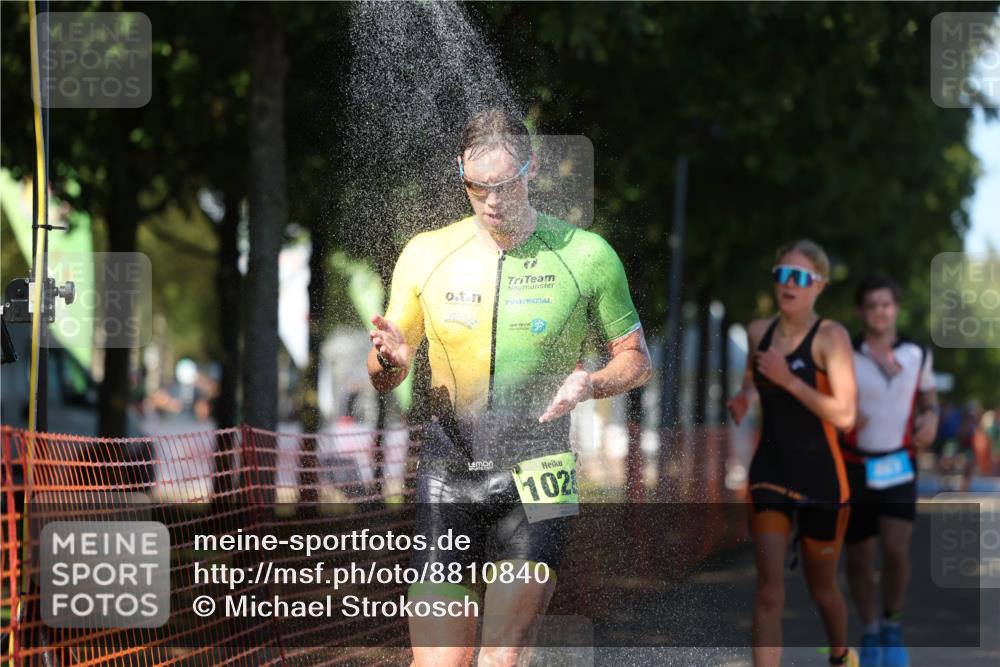 07.09.2025 - 19. Norderstedt Triathlon Michael Strokosch http://msf.ph/oto/8810840 07.09.2025 15:19:33 Laufen 863, 1028, 1434 meine-sportfotos.de