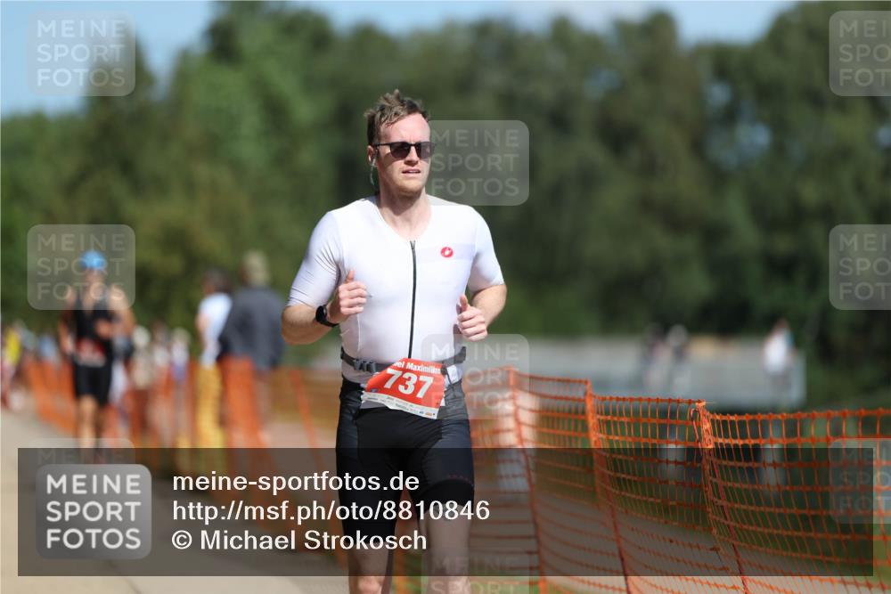 07.09.2025 - 19. Norderstedt Triathlon Michael Strokosch http://msf.ph/oto/8810846 07.09.2025 12:49:20 Laufen 202, 737, 820 meine-sportfotos.de