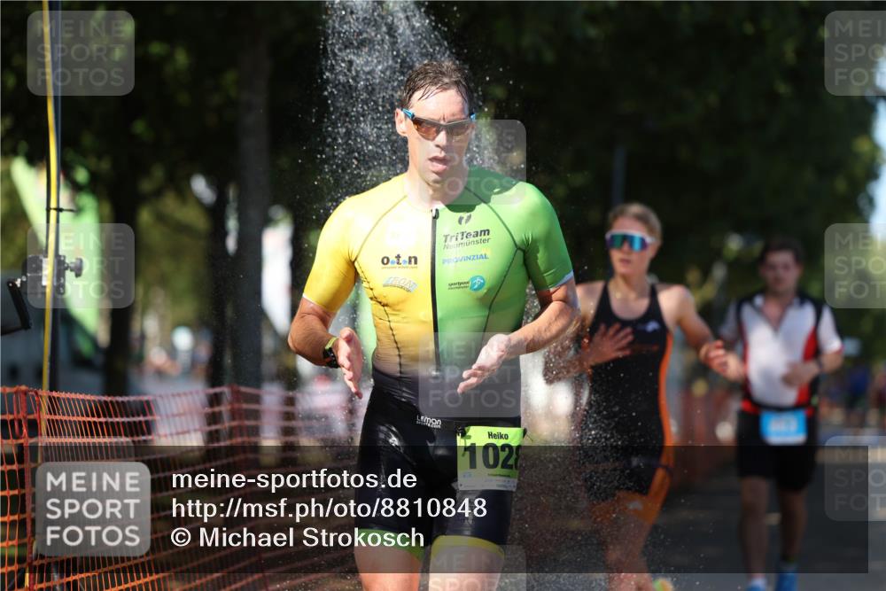 07.09.2025 - 19. Norderstedt Triathlon Michael Strokosch http://msf.ph/oto/8810848 07.09.2025 15:19:34 Laufen 863, 1028, 1434 meine-sportfotos.de