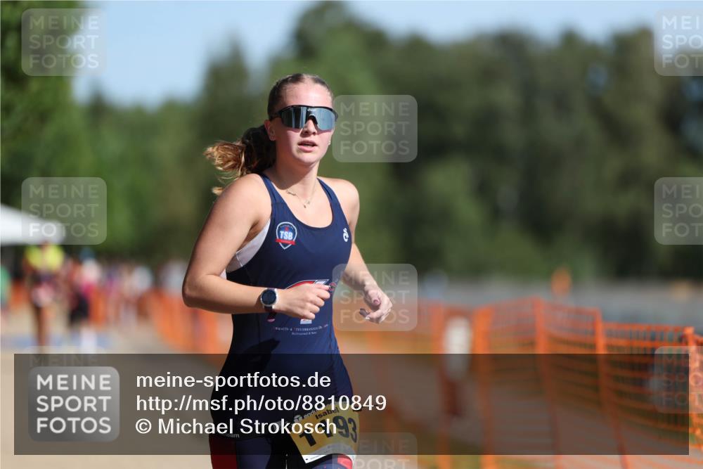 07.09.2025 - 19. Norderstedt Triathlon Michael Strokosch http://msf.ph/oto/8810849 07.09.2025 11:39:43 Laufen 1193 meine-sportfotos.de