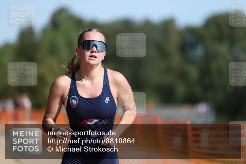 07.09.2025 - 19. Norderstedt Triathlon Michael Strokosch http://msf.ph/oto/8810864 07.09.2025 11:39:43 Laufen 1193 meine-sportfotos.de