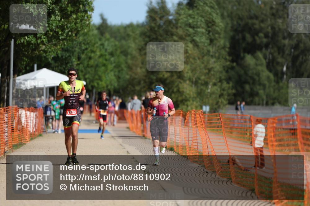 07.09.2025 - 19. Norderstedt Triathlon Michael Strokosch http://msf.ph/oto/8810902 07.09.2025 11:39:49 Laufen 199, 1335 meine-sportfotos.de