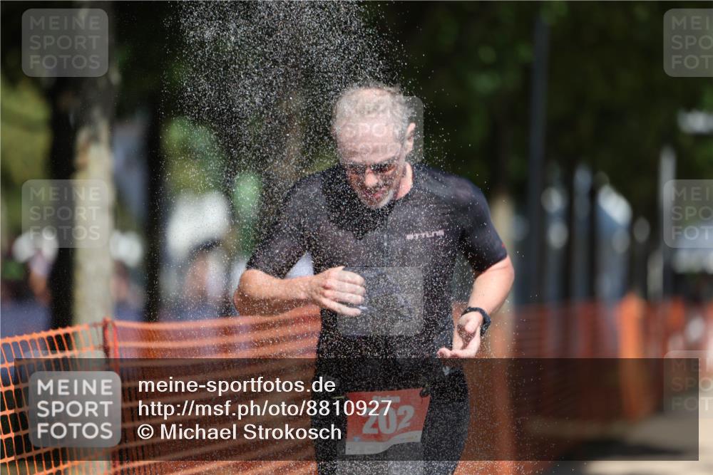 07.09.2025 - 19. Norderstedt Triathlon Michael Strokosch http://msf.ph/oto/8810927 07.09.2025 12:49:25 Laufen 202, 820, 1369 meine-sportfotos.de
