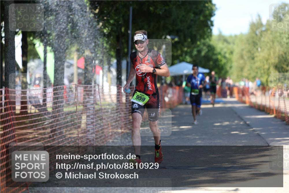 07.09.2025 - 19. Norderstedt Triathlon Michael Strokosch http://msf.ph/oto/8810929 07.09.2025 15:19:50 Laufen 382, 959 meine-sportfotos.de