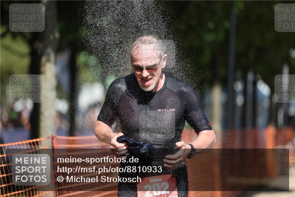 07.09.2025 - 19. Norderstedt Triathlon Michael Strokosch http://msf.ph/oto/8810933 07.09.2025 12:49:25 Laufen 202, 820, 1369 meine-sportfotos.de