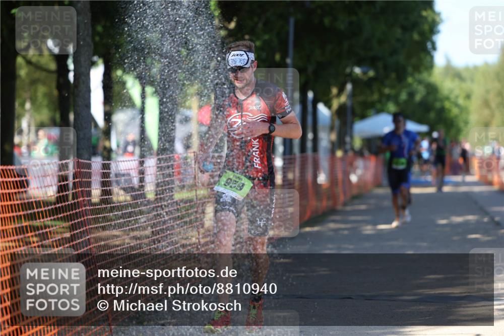 07.09.2025 - 19. Norderstedt Triathlon Michael Strokosch http://msf.ph/oto/8810940 07.09.2025 15:19:50 Laufen 382, 959 meine-sportfotos.de