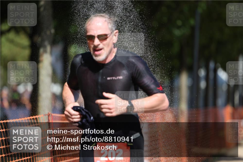 07.09.2025 - 19. Norderstedt Triathlon Michael Strokosch http://msf.ph/oto/8810941 07.09.2025 12:49:25 Laufen 202, 820, 1369 meine-sportfotos.de
