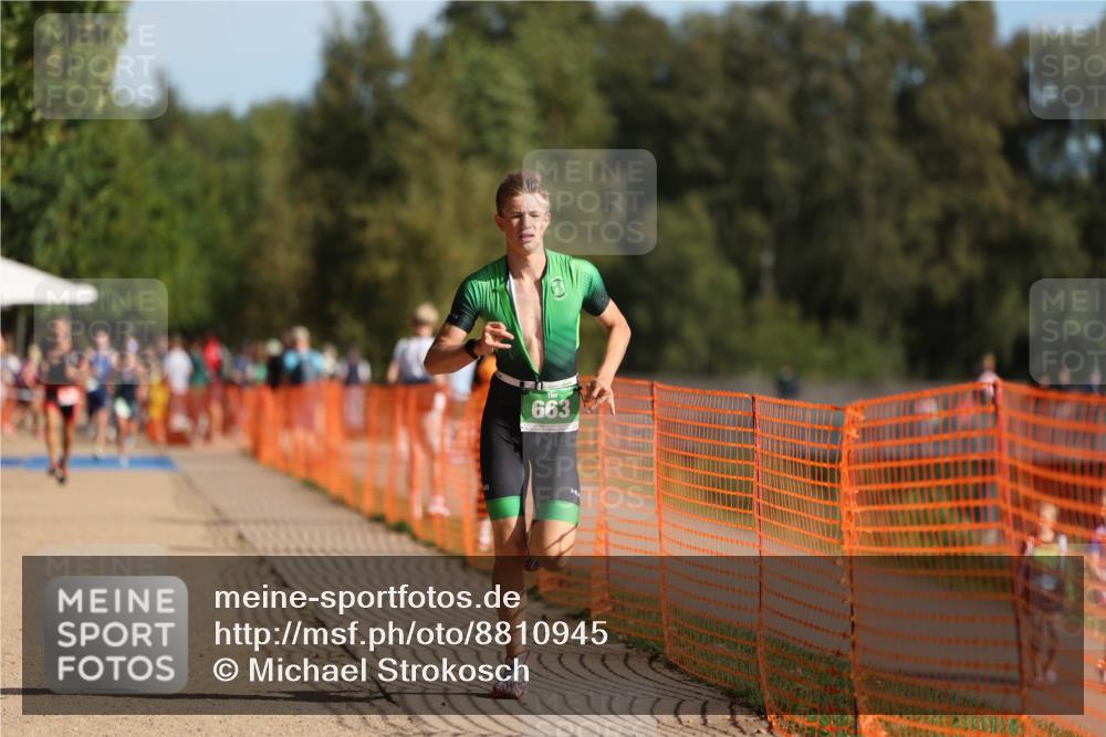 07.09.2025 - 19. Norderstedt Triathlon Michael Strokosch http://msf.ph/oto/8810945 07.09.2025 10:41:33 Laufen 655, 663, 1132 meine-sportfotos.de