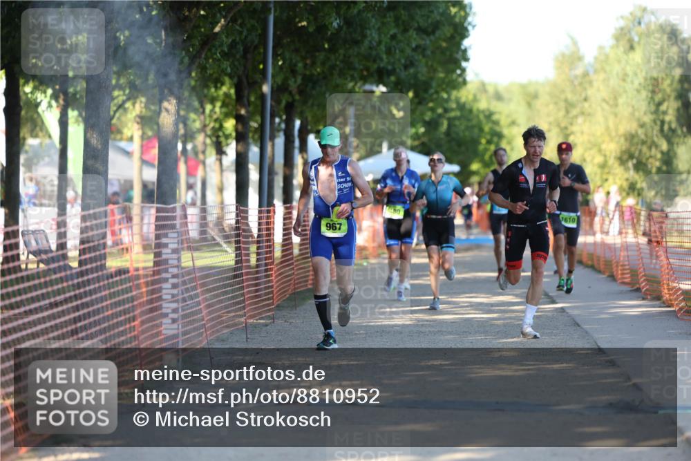 07.09.2025 - 19. Norderstedt Triathlon Michael Strokosch http://msf.ph/oto/8810952 07.09.2025 16:16:49 Laufen 480, 514, 520, 913, 1105, 1504, 1610 meine-sportfotos.de