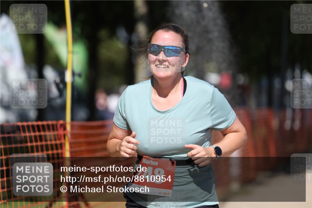 07.09.2025 - 19. Norderstedt Triathlon Michael Strokosch http://msf.ph/oto/8810954 07.09.2025 13:27:01 Laufen 248 meine-sportfotos.de
