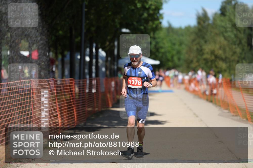 07.09.2025 - 19. Norderstedt Triathlon Michael Strokosch http://msf.ph/oto/8810968 07.09.2025 13:27:09 Laufen 1376 meine-sportfotos.de