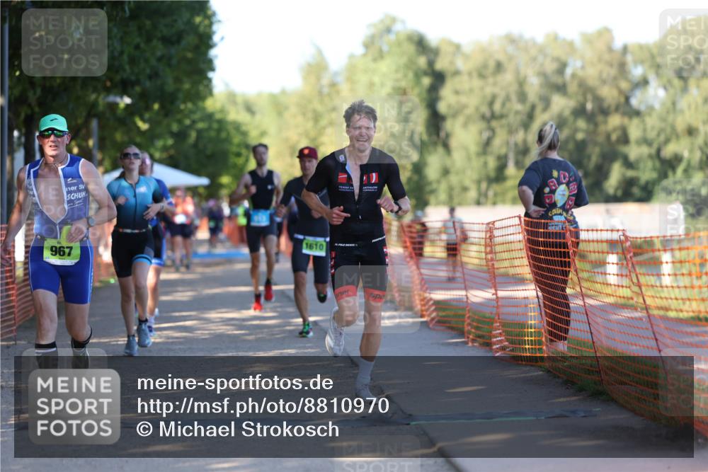 07.09.2025 - 19. Norderstedt Triathlon Michael Strokosch http://msf.ph/oto/8810970 07.09.2025 16:16:50 Laufen 480, 520, 913, 1068, 1105, 1504, 1610 meine-sportfotos.de
