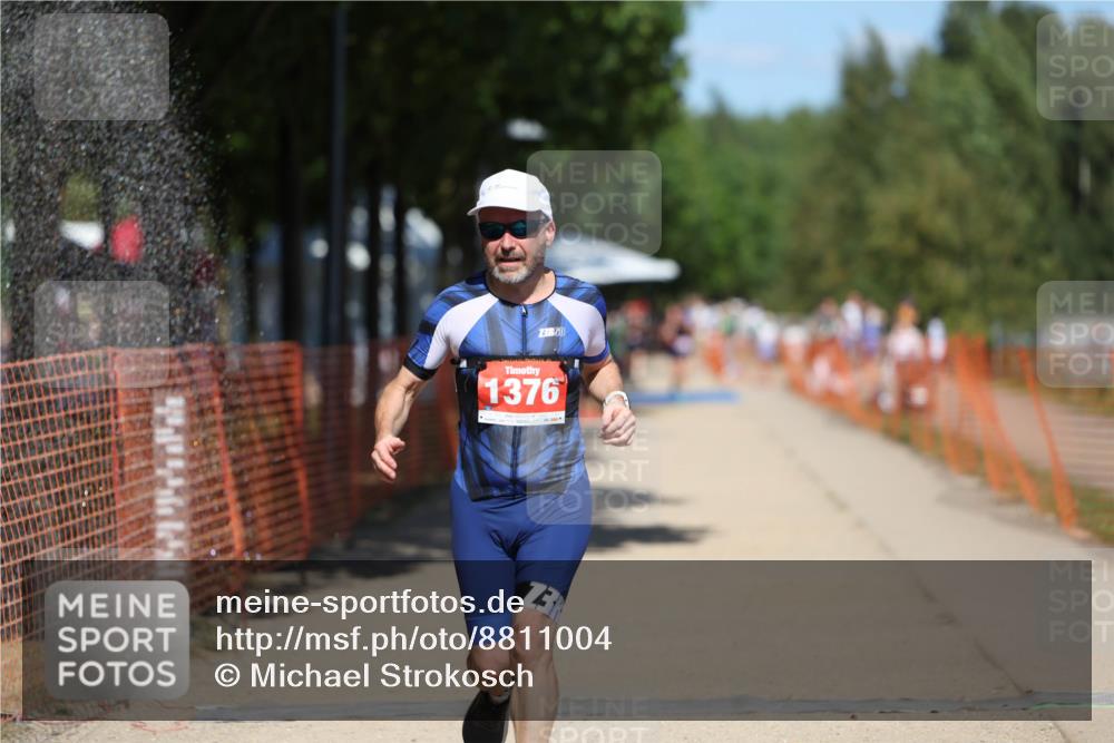 07.09.2025 - 19. Norderstedt Triathlon Michael Strokosch http://msf.ph/oto/8811004 07.09.2025 13:27:11 Laufen 1376 meine-sportfotos.de