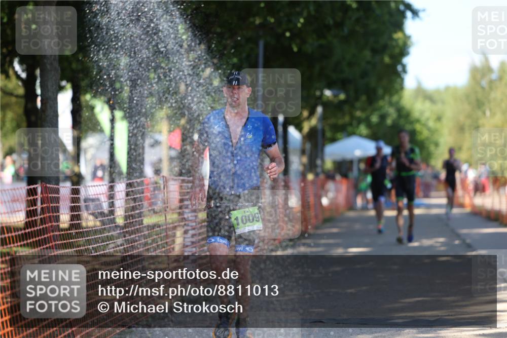07.09.2025 - 19. Norderstedt Triathlon Michael Strokosch http://msf.ph/oto/8811013 07.09.2025 15:19:58 Laufen 900, 971, 1002, 1009 meine-sportfotos.de