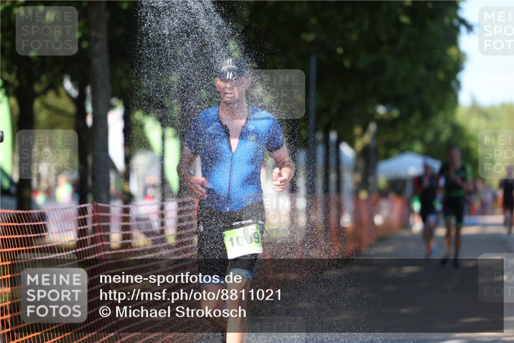 07.09.2025 - 19. Norderstedt Triathlon Michael Strokosch http://msf.ph/oto/8811021 07.09.2025 15:19:59 Laufen 900, 971, 1002, 1009 meine-sportfotos.de