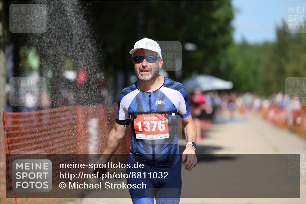 07.09.2025 - 19. Norderstedt Triathlon Michael Strokosch http://msf.ph/oto/8811032 07.09.2025 13:27:12 Laufen 295, 1376 meine-sportfotos.de