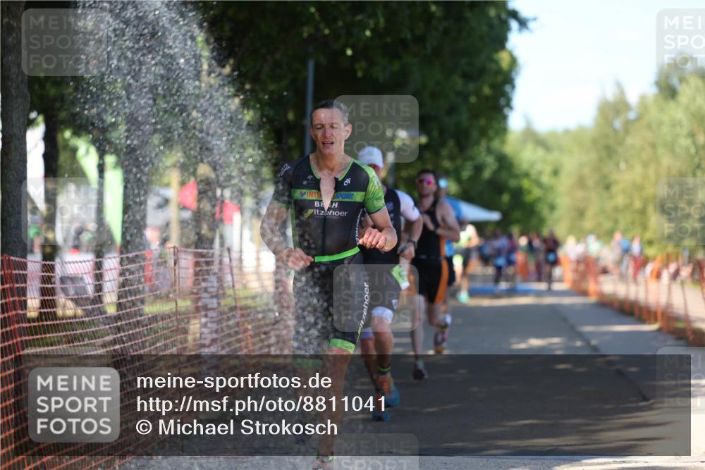07.09.2025 - 19. Norderstedt Triathlon Michael Strokosch http://msf.ph/oto/8811041 07.09.2025 15:20:04 Laufen 900, 971, 1002, 1408 meine-sportfotos.de