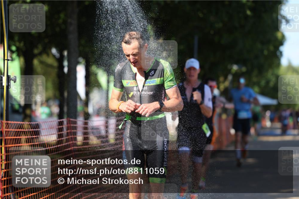 07.09.2025 - 19. Norderstedt Triathlon Michael Strokosch http://msf.ph/oto/8811059 07.09.2025 15:20:05 Laufen 900, 971, 1002, 1408 meine-sportfotos.de