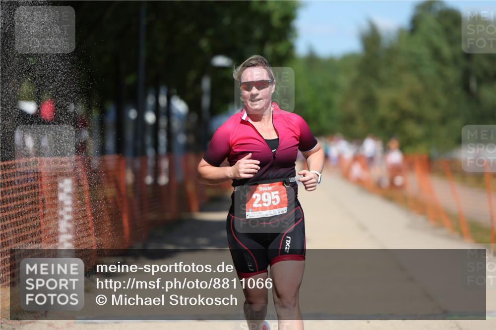 07.09.2025 - 19. Norderstedt Triathlon Michael Strokosch http://msf.ph/oto/8811066 07.09.2025 13:27:20 Laufen 295, 346 meine-sportfotos.de