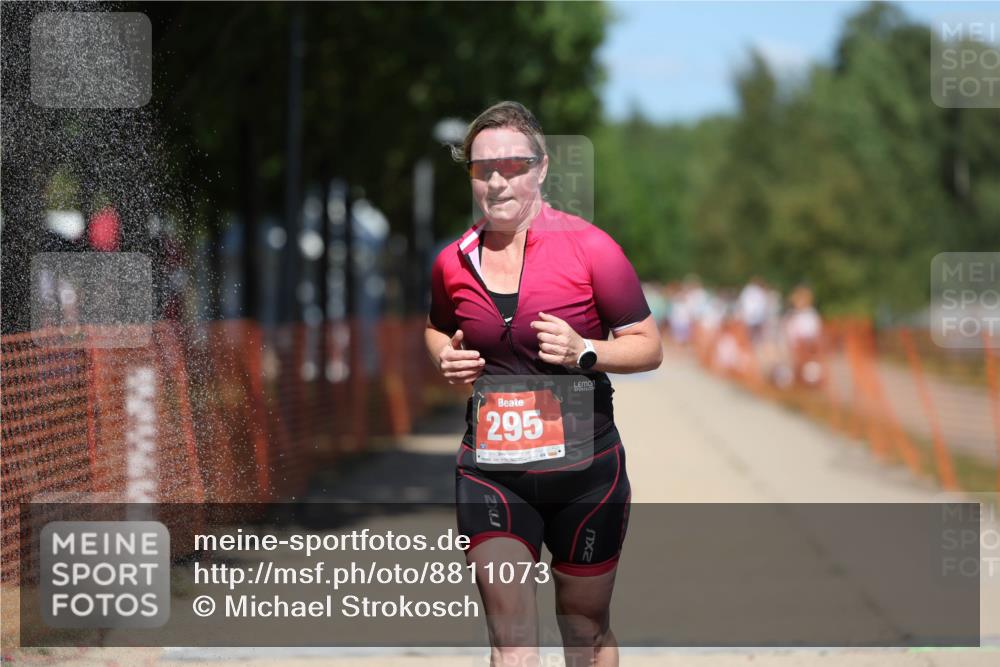 07.09.2025 - 19. Norderstedt Triathlon Michael Strokosch http://msf.ph/oto/8811073 07.09.2025 13:27:21 Laufen 295, 346 meine-sportfotos.de