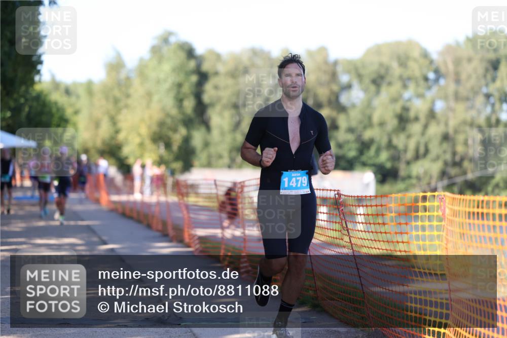 07.09.2025 - 19. Norderstedt Triathlon Michael Strokosch http://msf.ph/oto/8811088 07.09.2025 16:17:02 Laufen 1068 meine-sportfotos.de