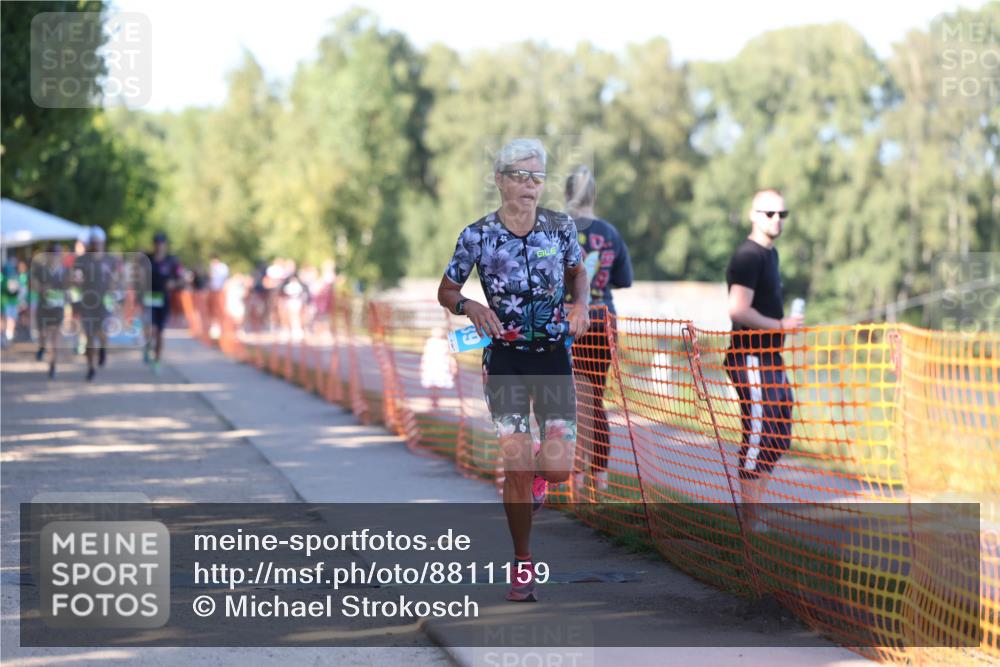 07.09.2025 - 19. Norderstedt Triathlon Michael Strokosch http://msf.ph/oto/8811159 07.09.2025 16:17:38 Laufen 1439, 1492 meine-sportfotos.de